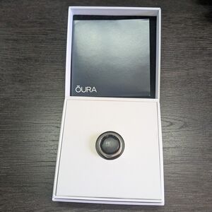Oura Black Ring